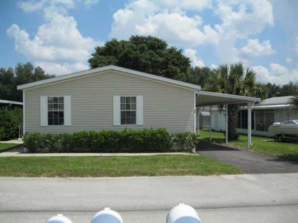 36 Liberty Ave, Sorrento, FL 32776