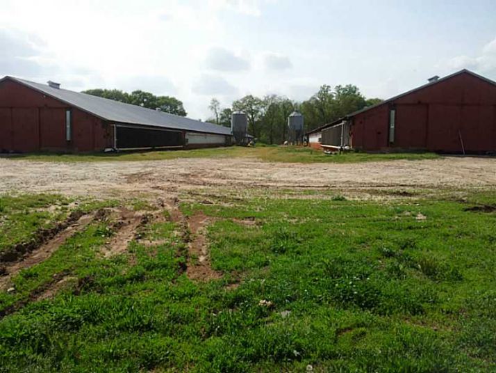 702 N Mangum Bridge Road, Maysville, GA 30558