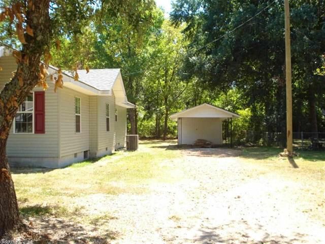 908 Pine Street, Gurdon, AR 71743