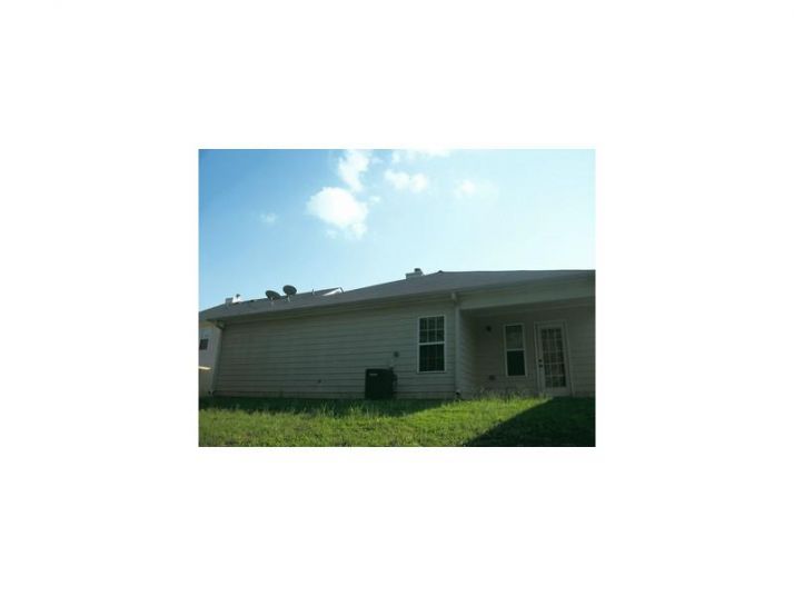 165 Lake Side Point, Covington, GA 30016