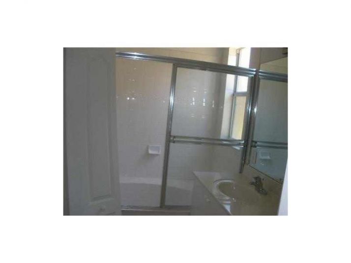 3955 NE 11 DR, Homestead, FL 33033