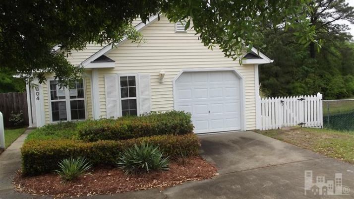 804 Southern Charm Dr, Wilmington, NC 28412