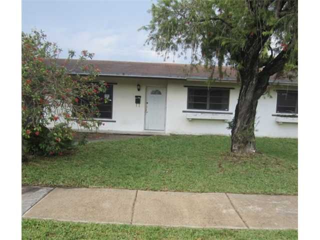 10041 SW 165 TE, Miami, FL 33157