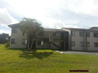 104 S Laurel Dr, Pompano Beach, FL 33063
