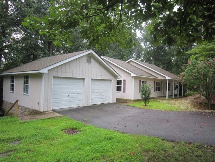 825 Old Cumming Road, Buford, GA 30518