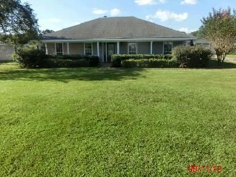 10620 Jeff Hamilton Rd, Mobile, AL 36695