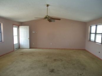 202 West 4th St, Muleshoe, TX 79347