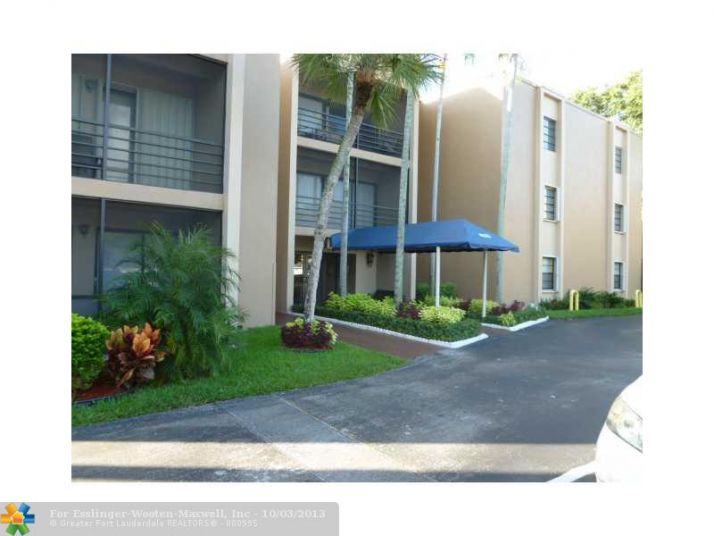 4020 N HILLS DR # 30, Hollywood, FL 33021