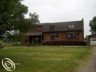 3960 Indian Trl, East China, MI 48054
