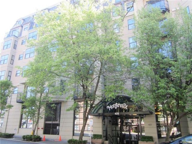 425 Vine St Apt 318, Seattle, WA 98121