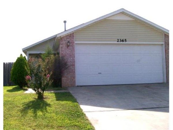 2365 Eleanor St, Springdale, AR 72764