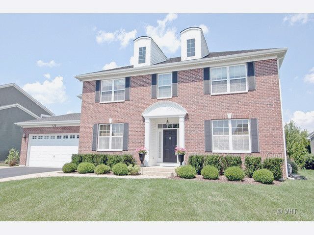439 Newcastle Drive, Cary, IL 60013