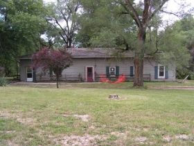 1058 Liv 243, Trenton, MO 64683