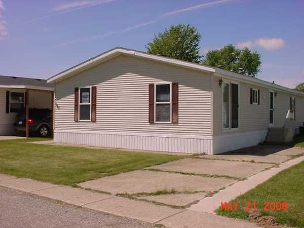 588 Crab Apple Circle, Hanover, MI 49241
