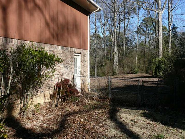 619 Mincey Woods Court, Stone Mountain, GA 30087