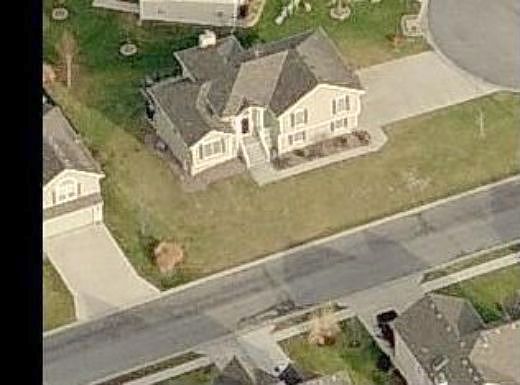 Ne Field Creek Dr, Blue Springs, MO 64014