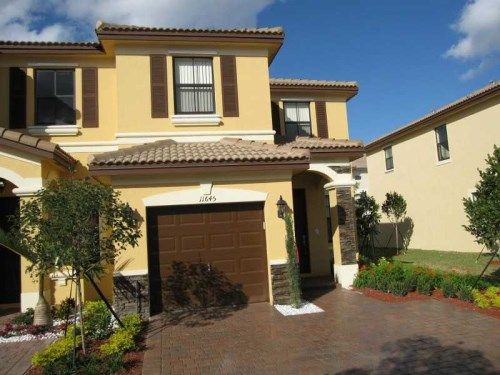11645 NW 88 LN # 11645, Miami, FL 33178
