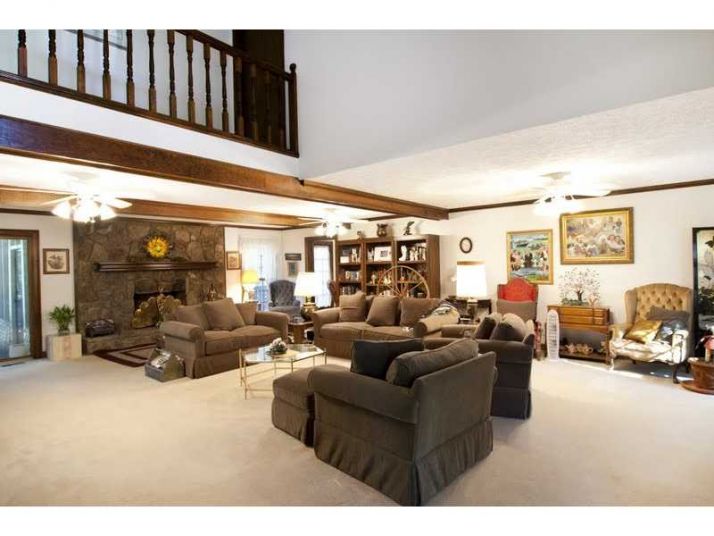 279 Hickory Cove Drive, Canton, GA 30115