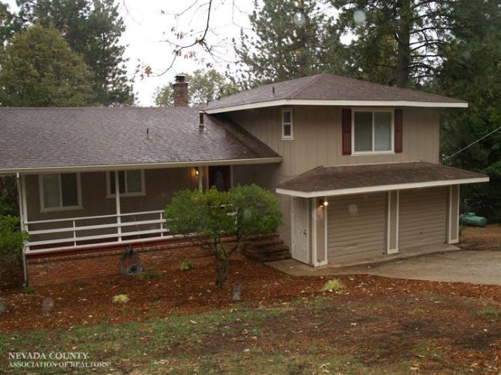 11931 ALTA SIERRA Dr, Grass Valley, CA 95949