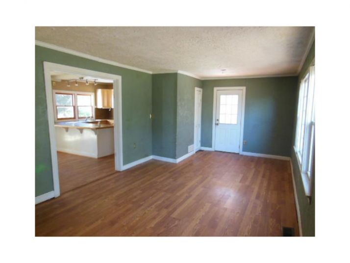 150 Forest Avenue, Commerce, GA 30529