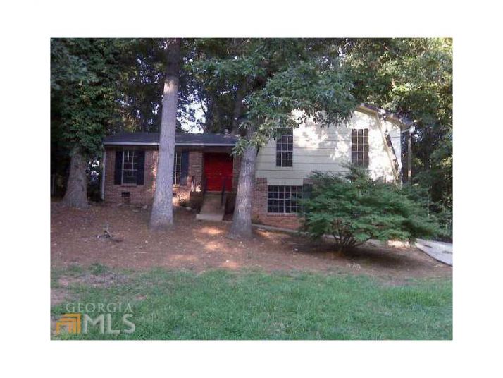 476 Burgundy Court, Stone Mountain, GA 30087