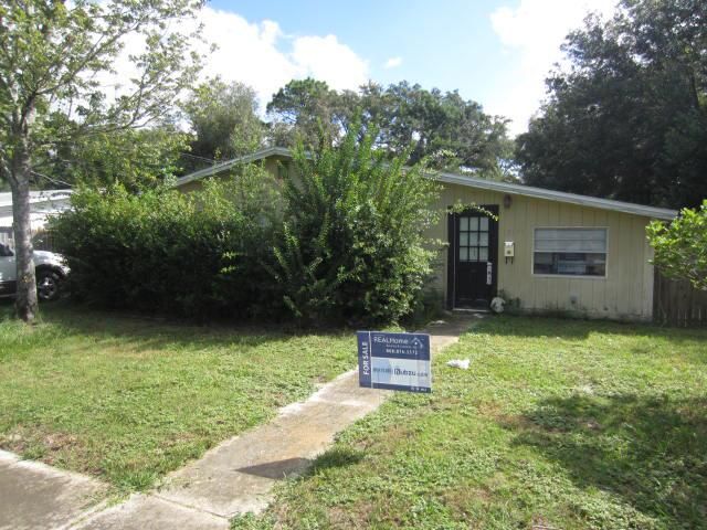 3143 Sandhurst Rd E, Jacksonville, FL 32277