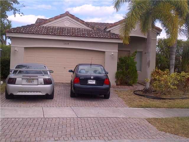 1384 SABAL TR, Fort Lauderdale, FL 33327