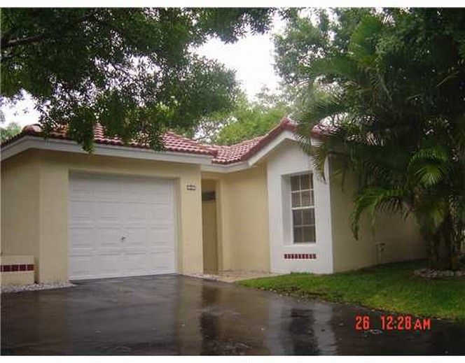 1341 SEAGRAPE CR, Fort Lauderdale, FL 33326