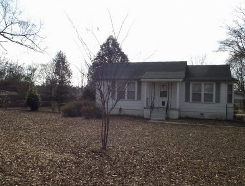 309 Airport Rd., Clanton, AL 35045