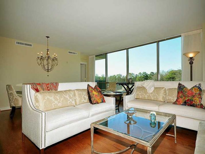 Unit 807 - 700 Park Regency Place, Atlanta, GA 30326