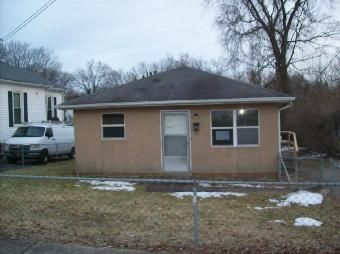 220 Brooks St, Paris, KY 40361