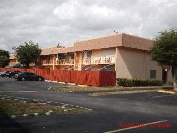 860 SW 129th Place #204, Miami, FL 33184