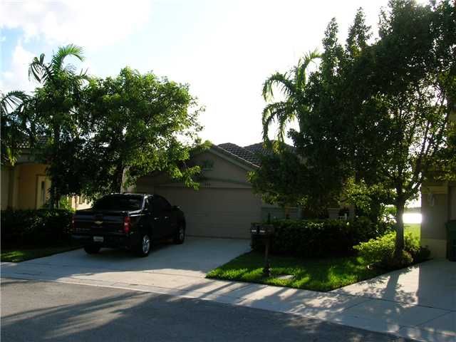 986 GOLDEN CANE DRIVE, Fort Lauderdale, FL 33327