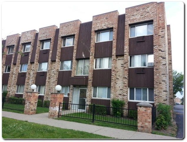 8623 W Foster Ave Apt 1d, Chicago, IL 60656