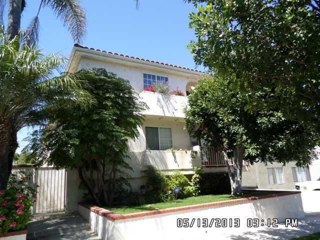 1064 W 15th St Apt 2, San Pedro, CA 90731