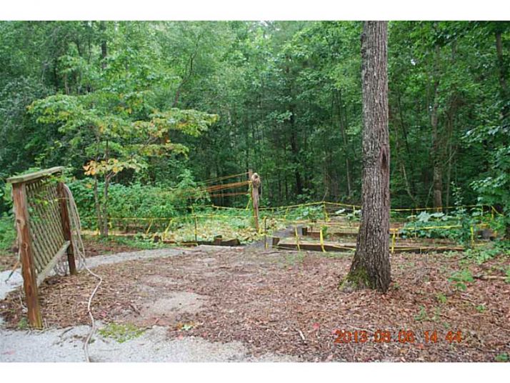 14 Lawhouse Road, Toccoa, GA 30577