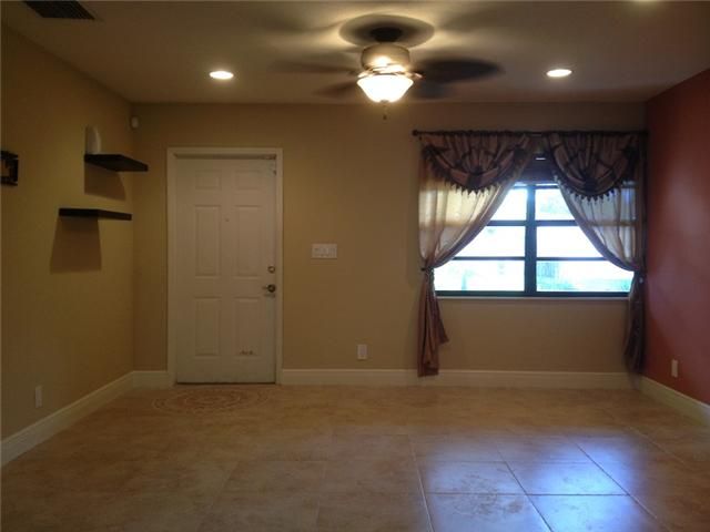 1711 SW 96TH AV, Hollywood, FL 33025