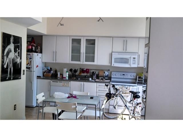 275 NE 18 ST # 408, Miami, FL 33132