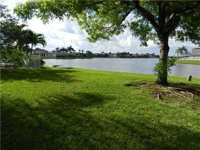 980 SAVANNAH FALLS DR, Fort Lauderdale, FL 33327