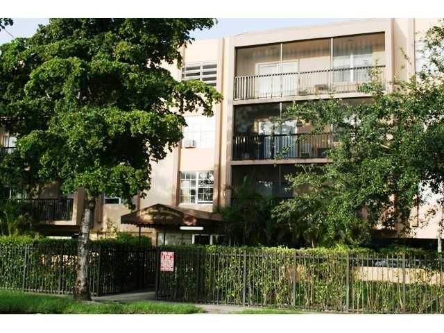 13455 Ne 10th Ave Apt 307, Miami, FL 33161