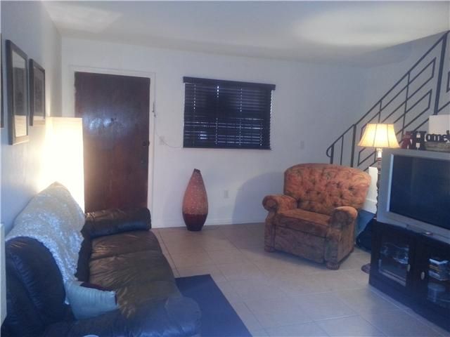 1220 SW 5 ST # 14, Miami, FL 33135