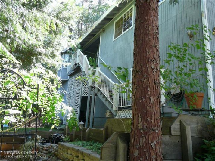 12673 Francis Drive, Grass Valley, CA 95949