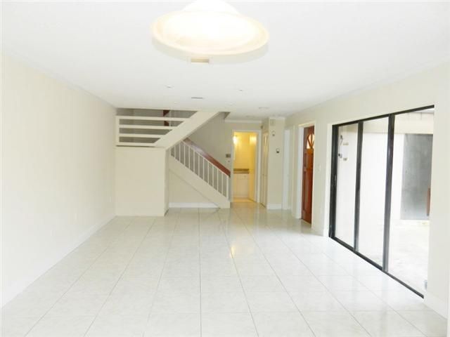 9862 NW 52 TE # 9862, Miami, FL 33178