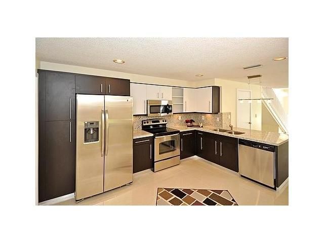 1588 BARCELONA WY # 6-18, Fort Lauderdale, FL 33327