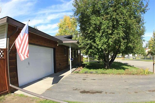 1260 Gold Rush Drive, Fairbanks, AK 99709