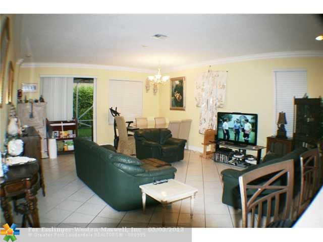 1694 PRIMROSE DR, Fort Lauderdale, FL 33327