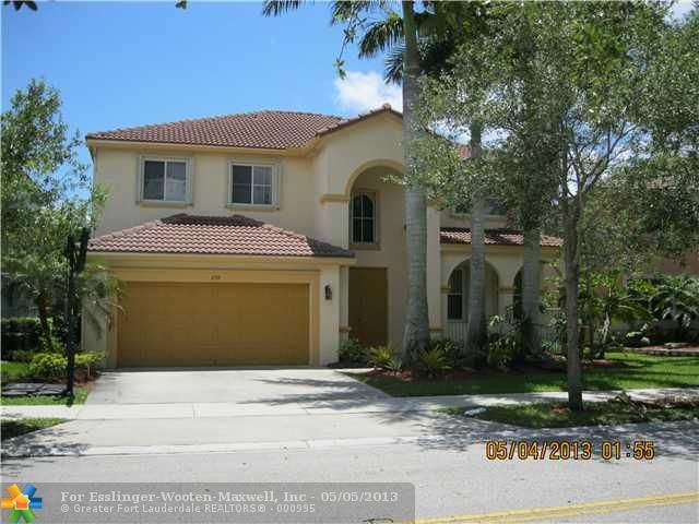 898 TULIP CR, Fort Lauderdale, FL 33327