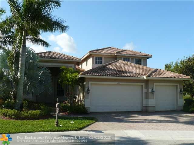 880 TRADEWINDS BND, Fort Lauderdale, FL 33327