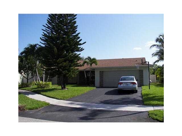 14511 HAMPTON PL, Fort Lauderdale, FL 33325
