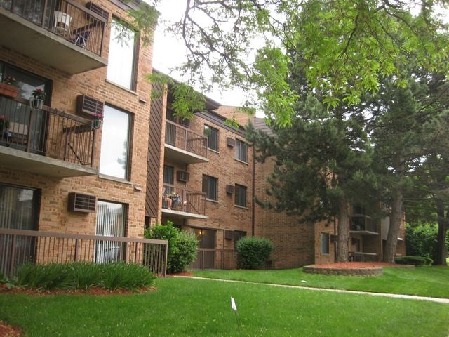 5525 N Chester Ave Unit 38, Chicago, IL 60656
